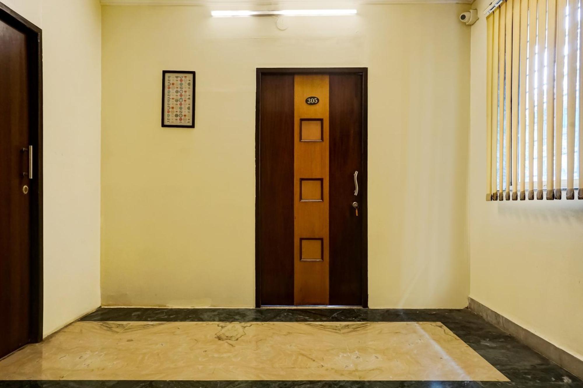 Hotel Galaxy Residency Kalyani Nagar 푸네 외부 사진